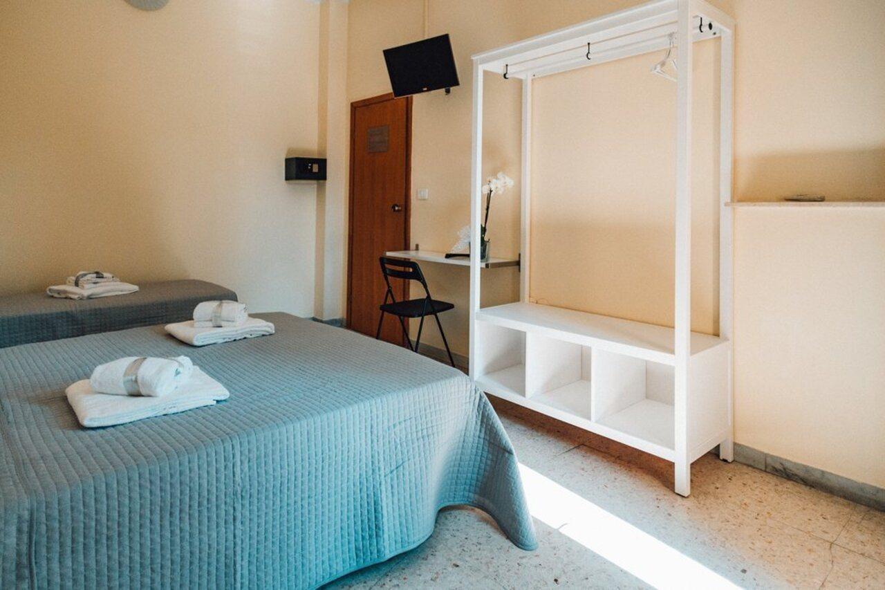 Hotel Morri'S Rimini Bagian luar foto