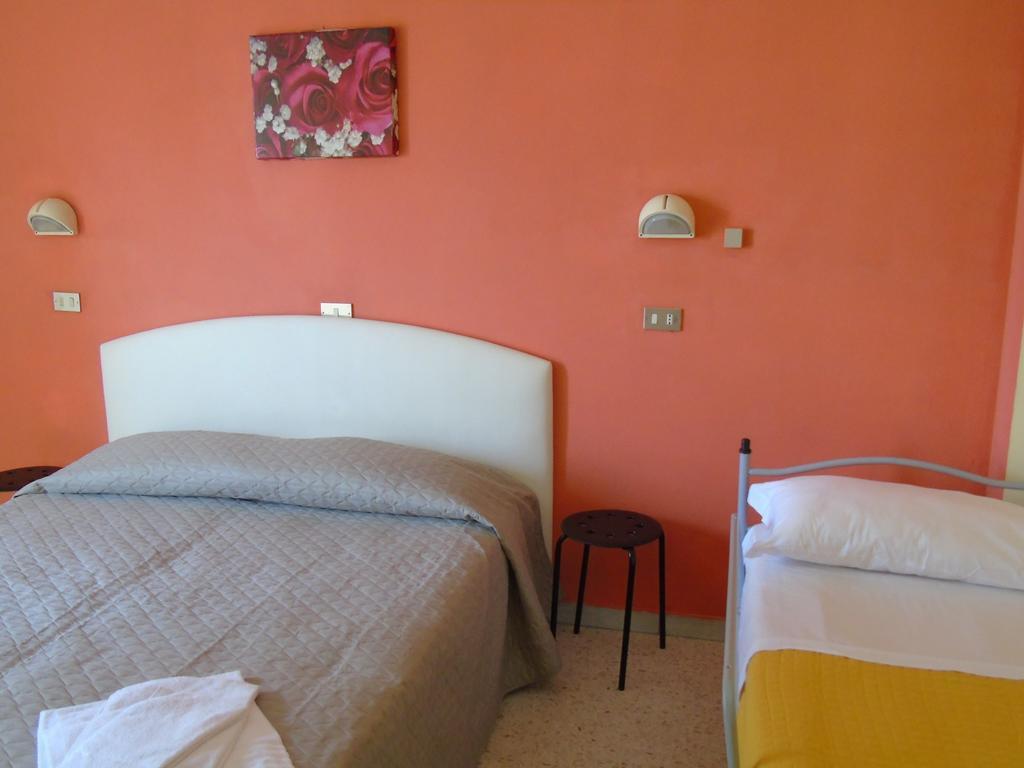 Hotel Morri'S Rimini Ruang foto