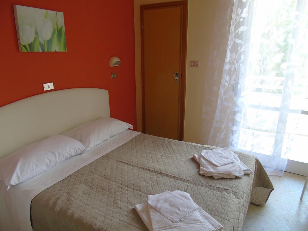 Hotel Morri'S Rimini Ruang foto