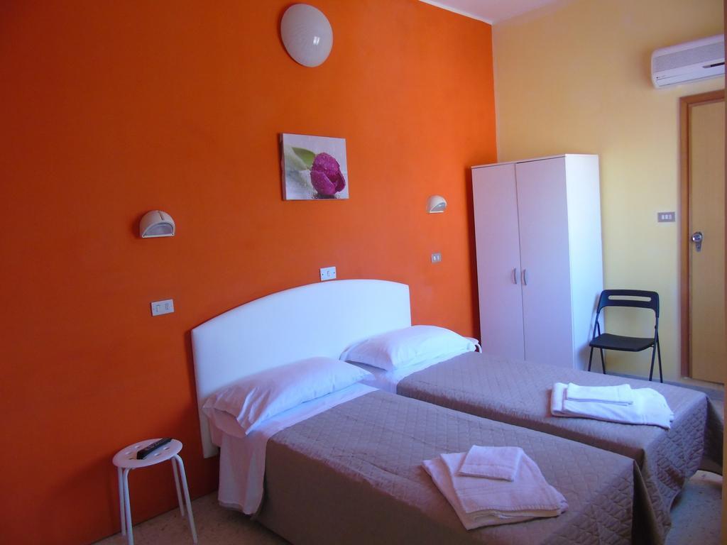 Hotel Morri'S Rimini Ruang foto